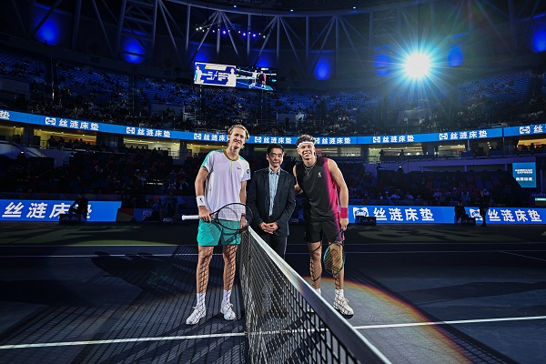 经从进入前 经从进入前