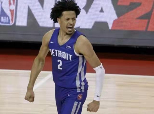 赛后人手一 赛后人手一